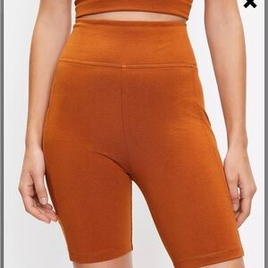 Loft Biker Shorts by Lou & Grey